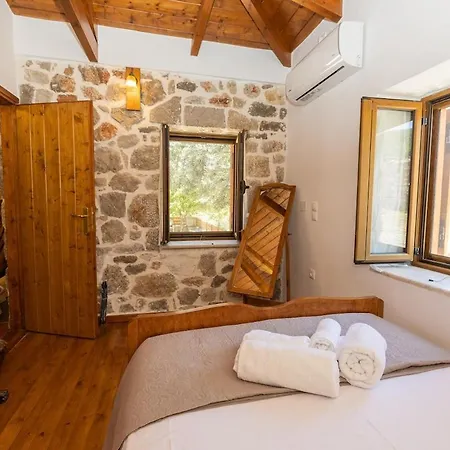 Cheerful 3 Bedroom With Indoor Fireplace Vakantiehuis Pelei