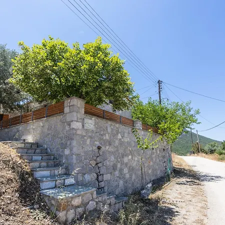 Cheerful 3 Bedroom With Indoor Fireplace בית נופש *