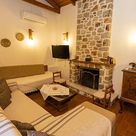 Cheerful 3 Bedroom With Indoor Fireplace Vakantiehuis *